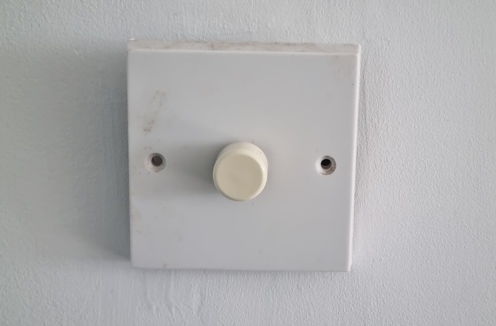 led light bulb flickering old dimmer switch may work on LED light bulbs incorrectly which leads to flickering bulbs